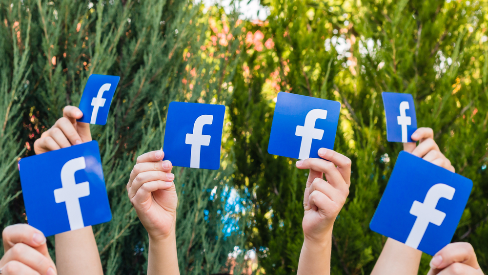 10 Ways to Outsmart the Facebook Algorithm